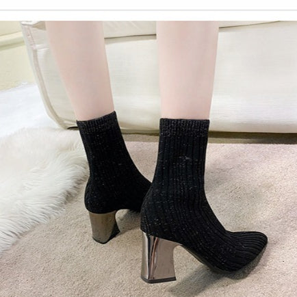 PINKEY P381 Boots Wanita Hitam – Modern Fashion Style